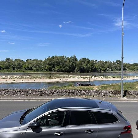 Ferienwohnung Gite Les Pieds Dans L'Eau Chaumont-sur-Loire Exterior foto